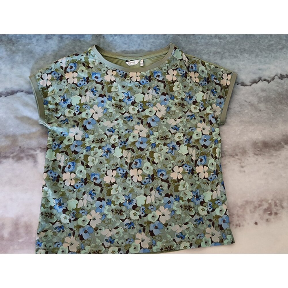 B.Young Spring Flowery Spring Top - Picture 5 of 5